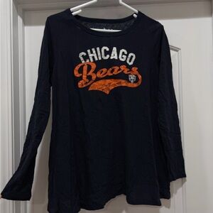 Touch by Alyssa Milano Navy Maternity Tee with Lavender Butterfly Graphic